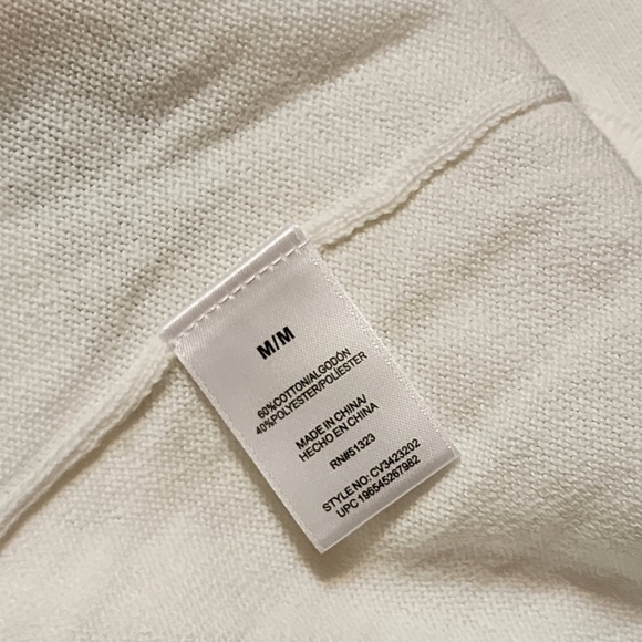 White Collared V-neck Long Sleeeve - Picture 6 of 7